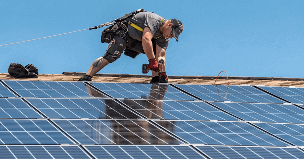 Solar Installation Job: What to Expect | Everblue Training